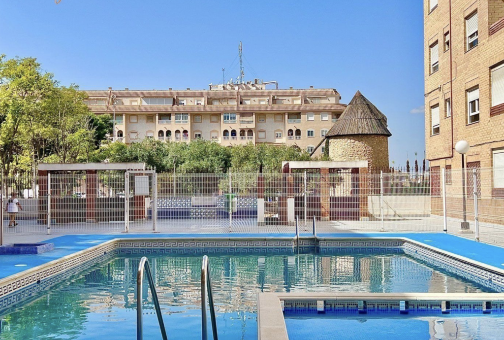Appartement - Espagne - Torrevieja (Centre ) - Prix 66.900 € | Chambres 1 | Bains 1 | Superficie 45 m² | Construit 48 m² |